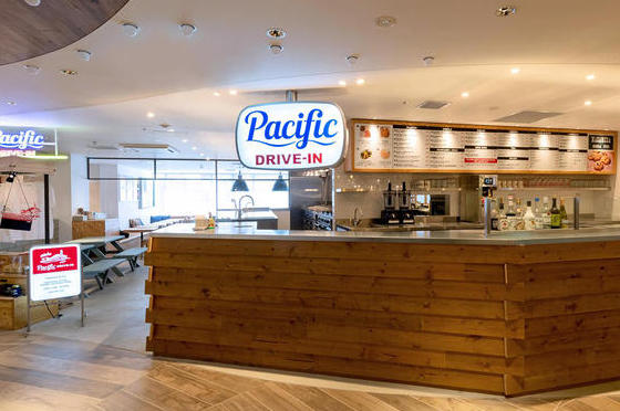 Pacific DRIVE-IN ルミネエスト新宿