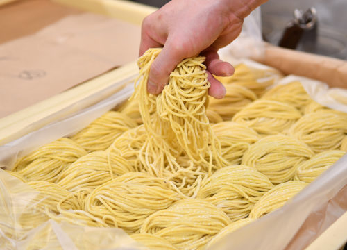 手づくりにこだわり続け、愛されて20年
