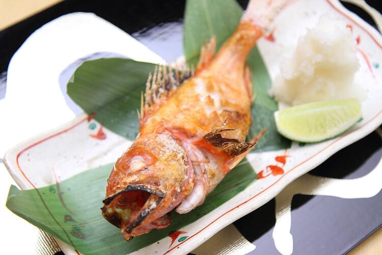 伊豆直送の鮮魚をふんだんに使用!