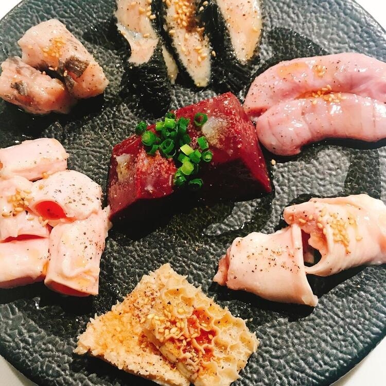 オーナ自らが毎日肉専門店に足を運びます