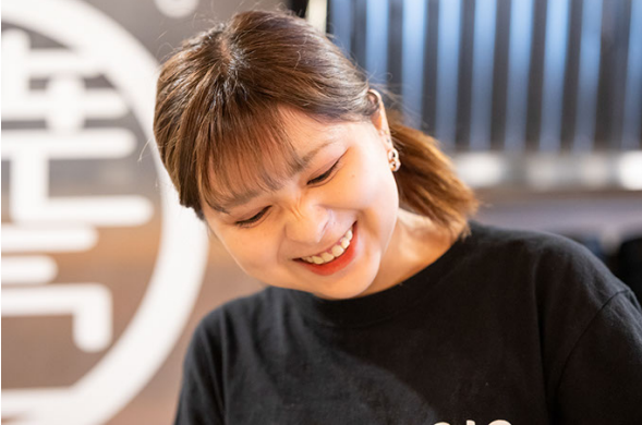 女性スタッフも活躍中です♪