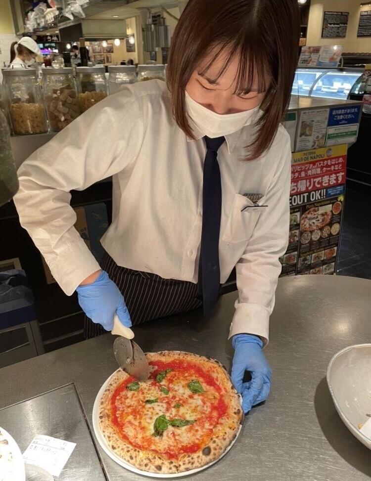 ピッツェリア マルデナポリ 新横浜店