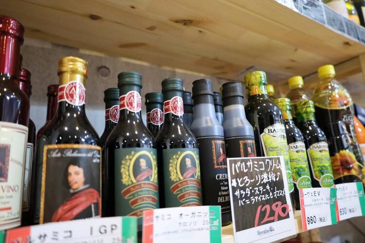 直輸入のパスタソースなども販売中です!