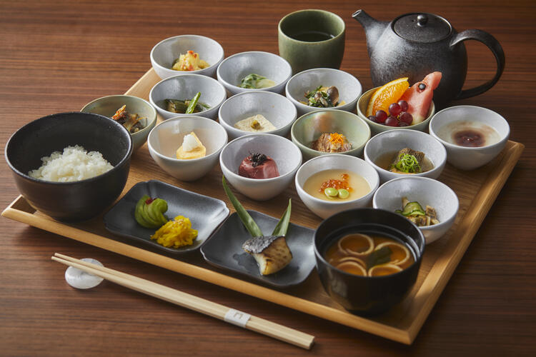 地元野菜をふんだんに使用したお料理を提供