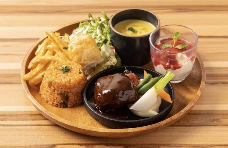お子様の大好きがつまった特製のプレート