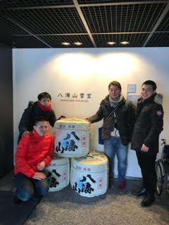 社員旅行で蔵元見学もあります