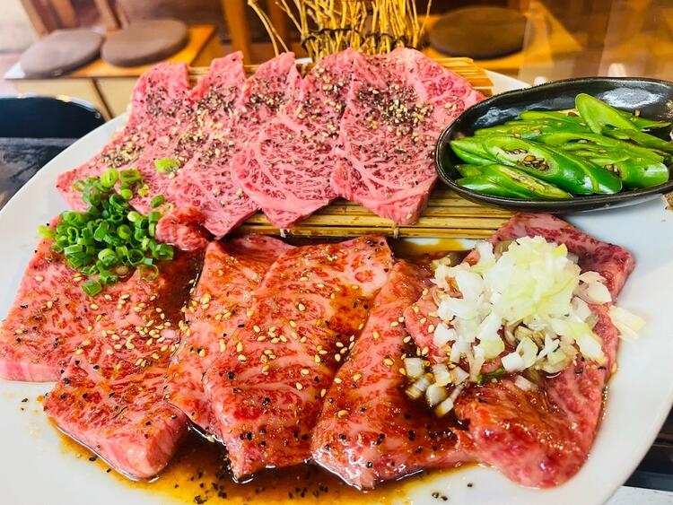 さまざまな部位のお肉をご用意◎