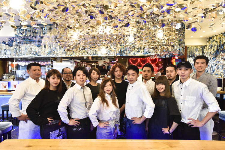 和洋中個性豊かなスタッフが働く職場です!