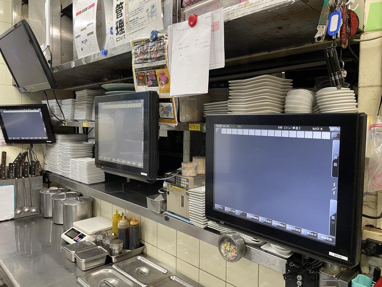 すべてのオーダーはコンピュータで管理!!