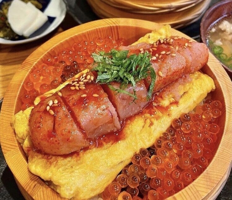 Instagramで大人気の丼