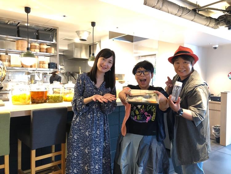 コールドプレスジュースは女性にも大人気
