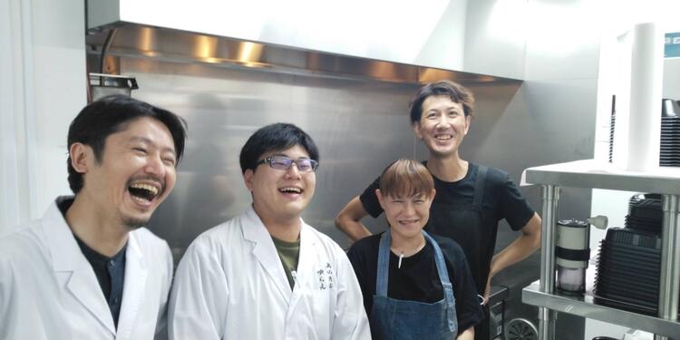 カウンター天ぷら蕎麦屋&デリバリー専門店