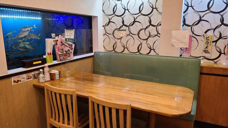 清潔な店内で働けます。