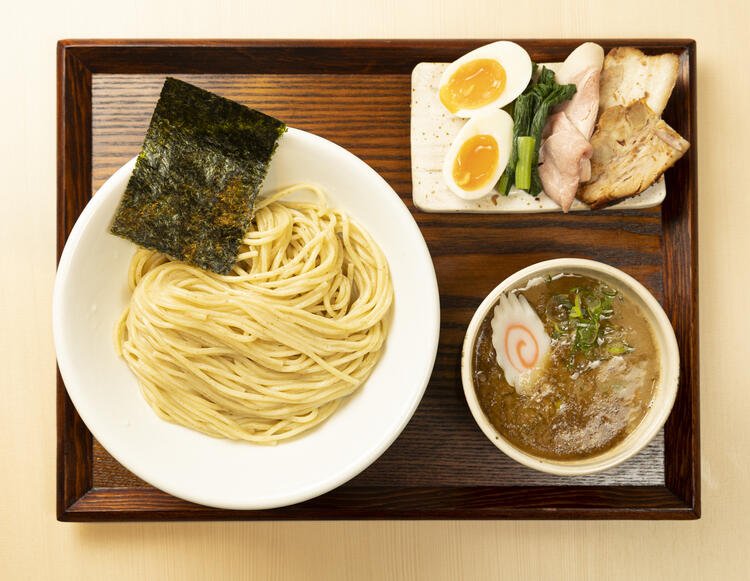 濃厚焼きあご煮干し つけ麺さか田