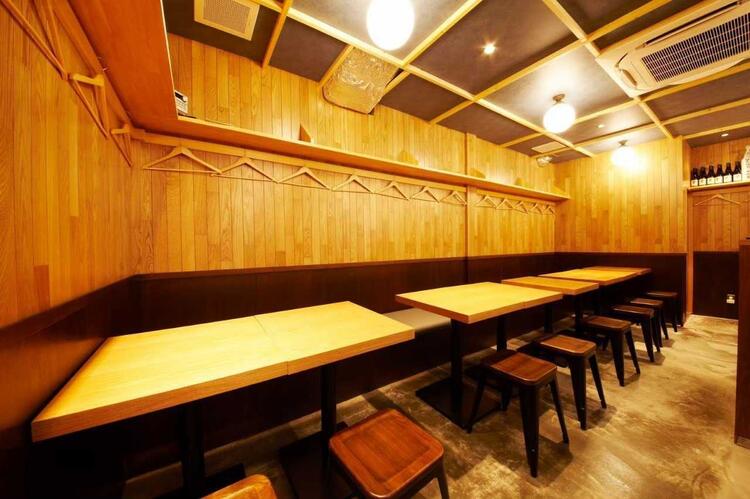 あたたかなお店の雰囲気が伝わる内観◎