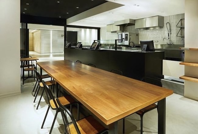 CRISP SALAD WORKS 三軒茶屋店