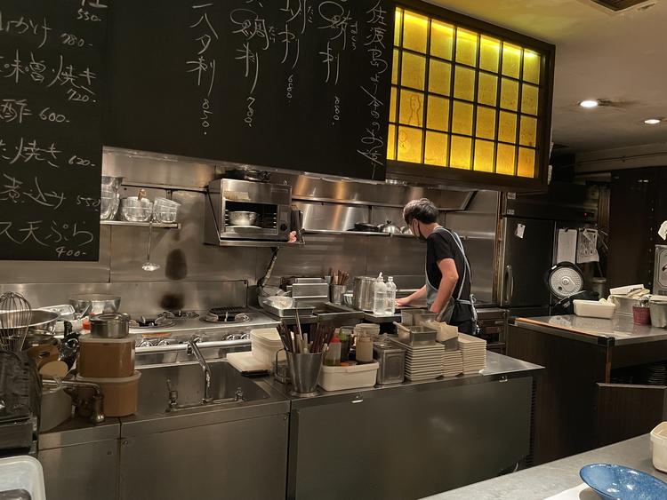 広々としたオープンキッチン