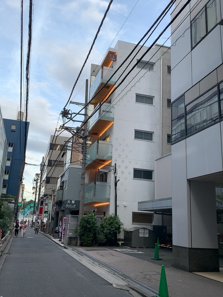 当ビル2F