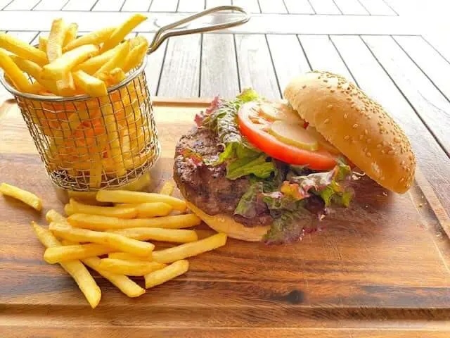 ボリューミーなハンバーガー★