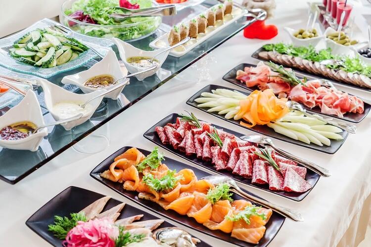 朝食ビュッフェも人気 ※写真はイメージ