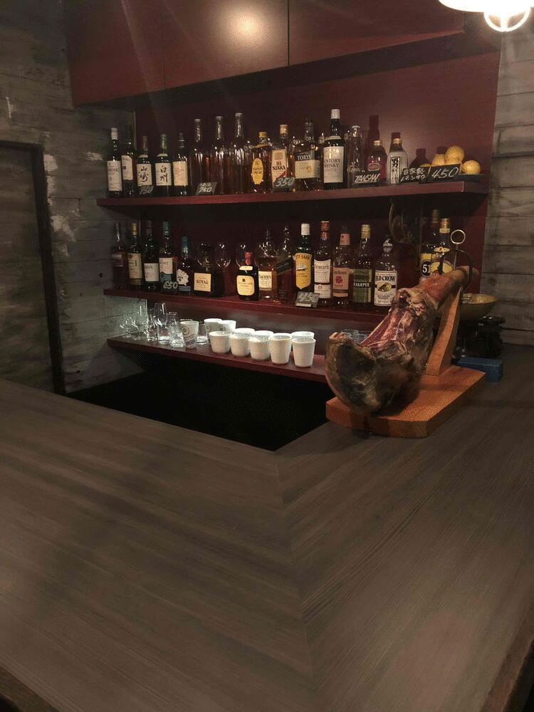 洋酒に力を入れています!※写真は既存店