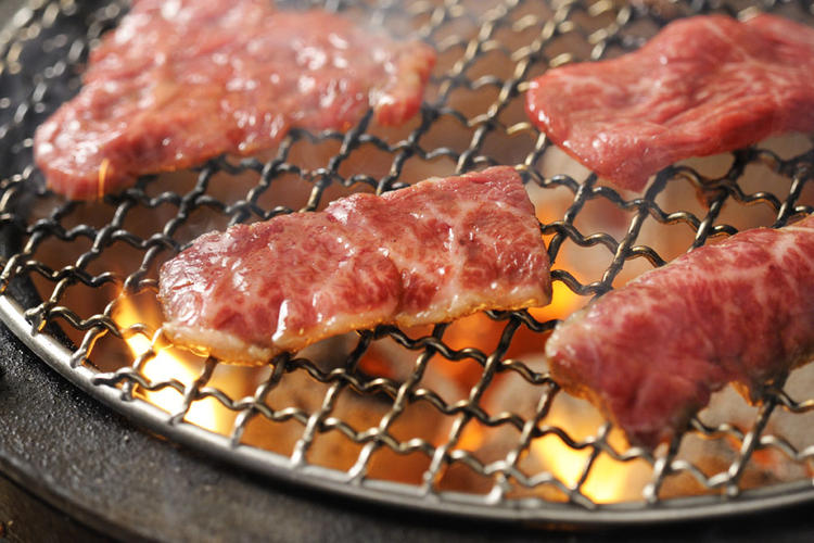 美味しい賄いが無料で食べれます♪