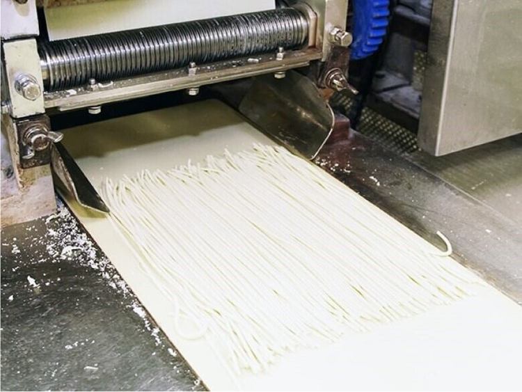 麺の製造をお願いします。