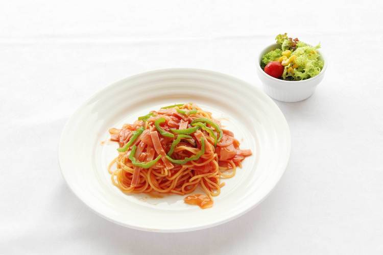 本格洋食を病院内で楽しめます