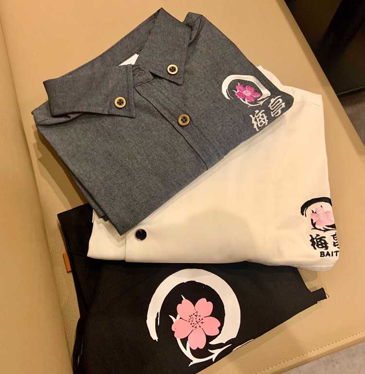 制服はこんな感じ♪