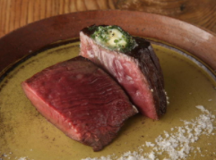 赤身肉は当社の人気商品
