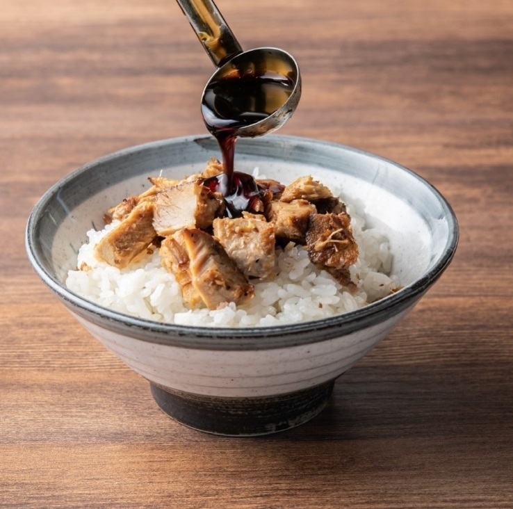 立体感を崩さず、盛り付けにもこだわる