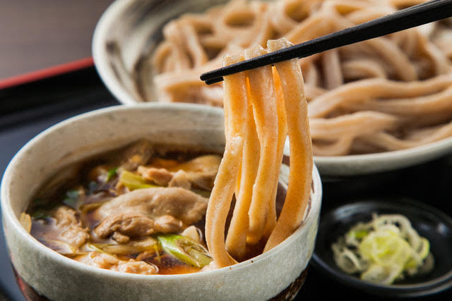 定番の肉汁つけ麺です
