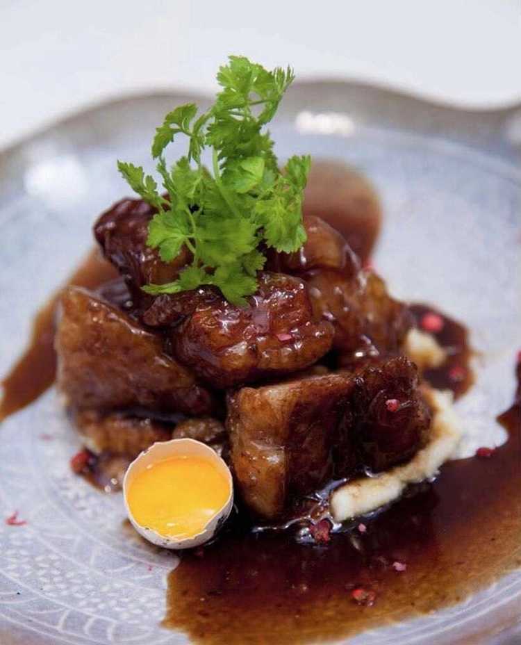 常に新しい料理を思案