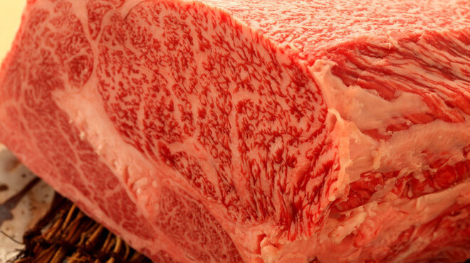 国産和牛A-5ランクの中でもメス牛を使用