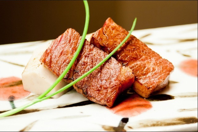 お肉の事を語らせたら誰にも負けません
