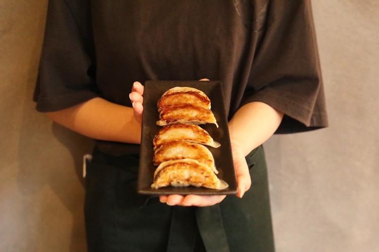 外せない一番人気の餃子!!(´q`)