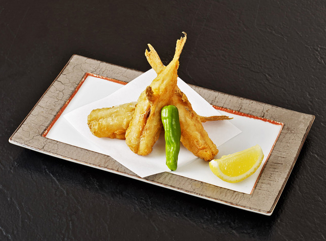 ふく唐揚などの一品料理も充実