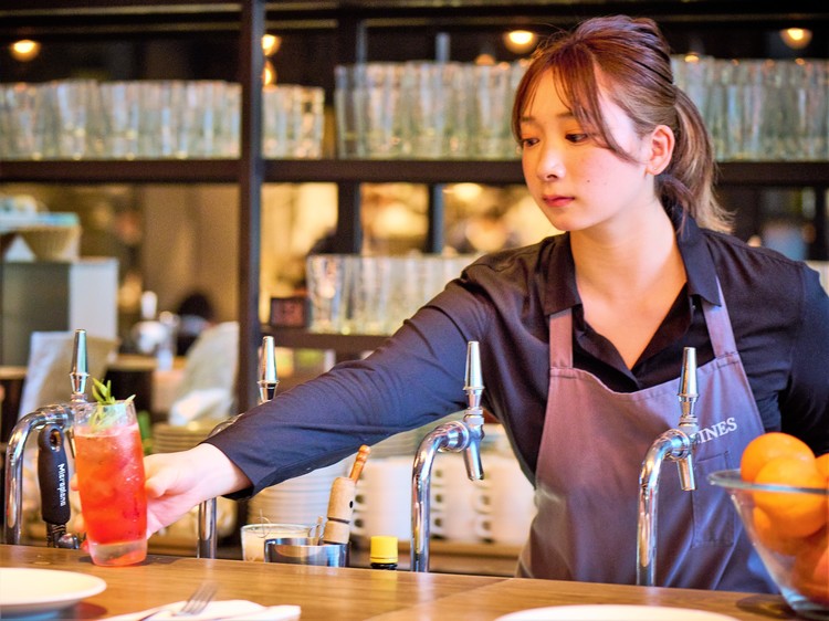 女性店舗マネージャーも多数活躍中です☆