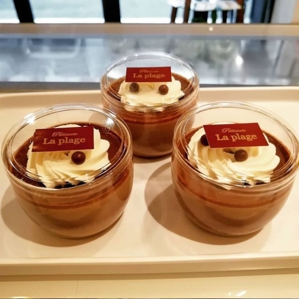 ショコラプリンなど期間限定商品もあり