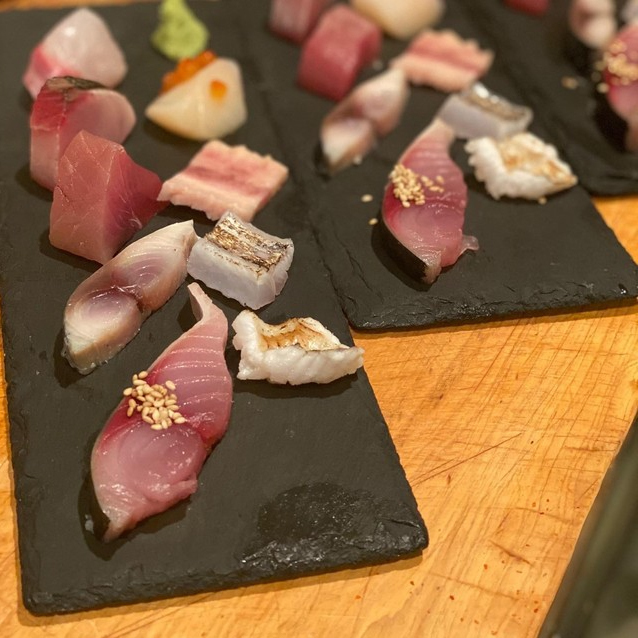 長浜直送の新鮮な魚が自慢です。
