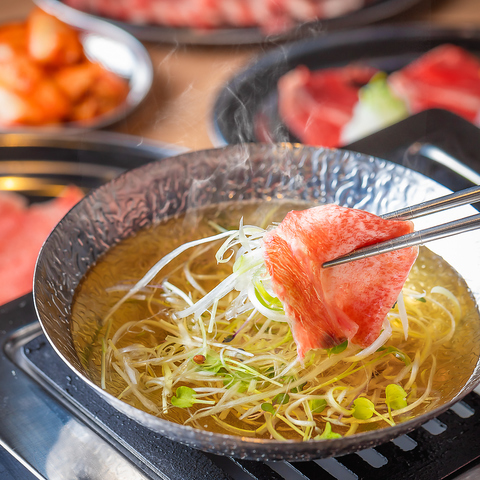 しゃぶしゃぶなど、様々な食べ方を提供