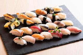 鮨アカデミー 西新宿店
