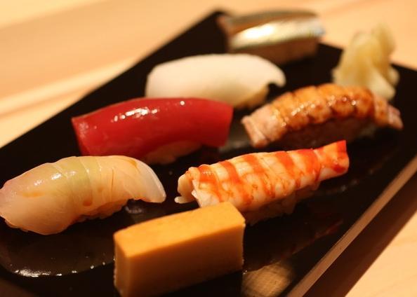 すし よし たけ