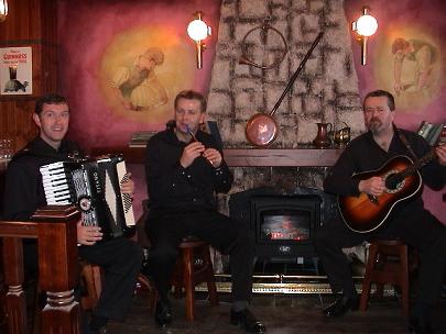 生演奏やスポーツ観戦のイベントも多数開催