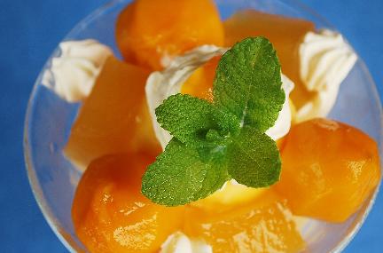 マンゴーコンポートパフェ