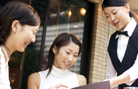 個性を生かせるサービスのお仕事☆