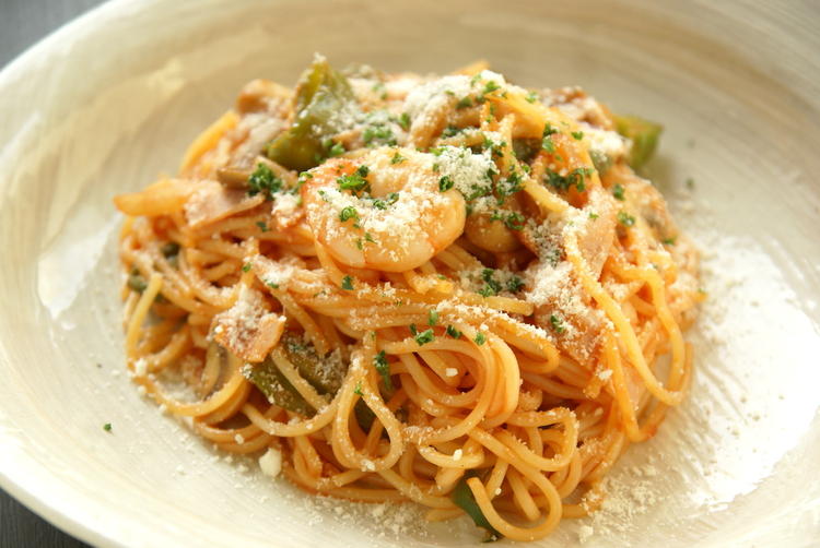 お料理をあなたの笑顔で提供してください♪