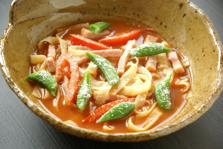 パスタは全て生パスタを使用しています