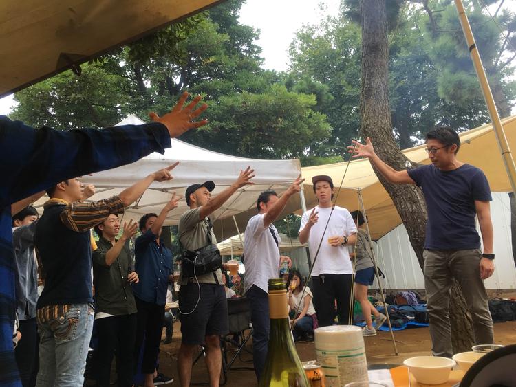 まんぷくブランド初の洗練された店舗空間