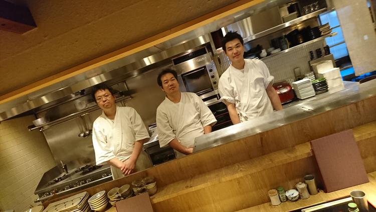 秋田比内地鶏 和食 赤坂ざんまい 比内地鶏 串焼き 焼鳥 和食 の求人情報 求人 飲食店 Com